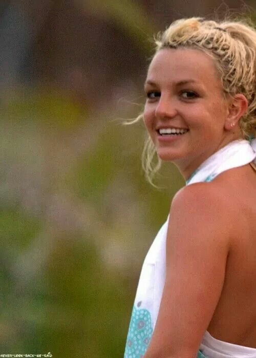What Happened To Naked Britney Spears? Exclusive Photos